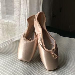 Grishko Adult “2007” Pointe Shoes 6XX